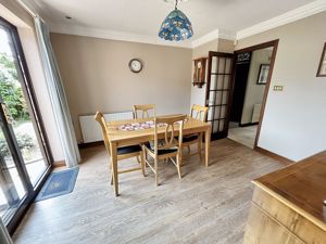 Dining room- click for photo gallery